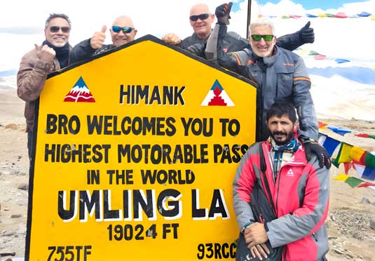 Ride to Worlds Highest Mountain Pass, higher then Everest Base Camp